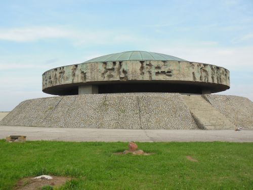 Edward Morneau Poland Photo  (2) 500